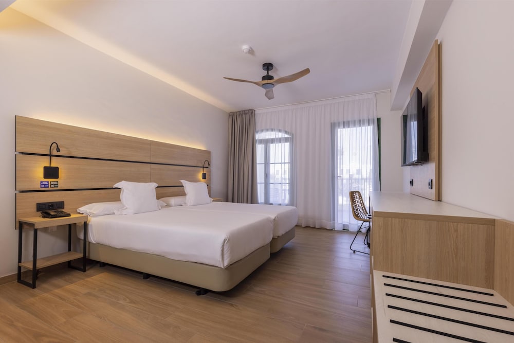 MYND Yaiza — Hotel rooms in Playa Blanca, Canary Islands