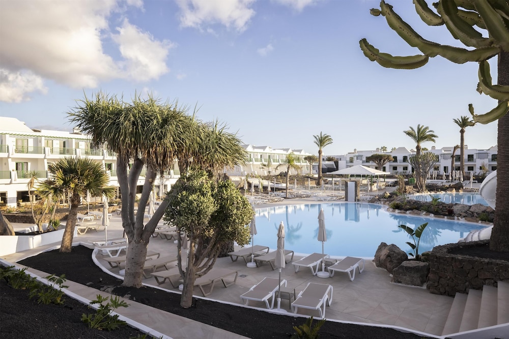 MYND Yaiza — Swimming pool in Playa Blanca, Canary Islands