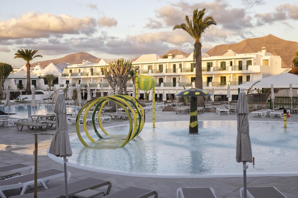 MYND Yaiza — Attractions for children in Playa Blanca, Canary Islands