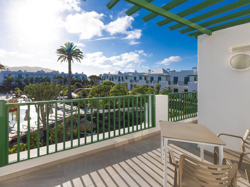 MYND Yaiza — Hotel building in Playa Blanca, Canary Islands
