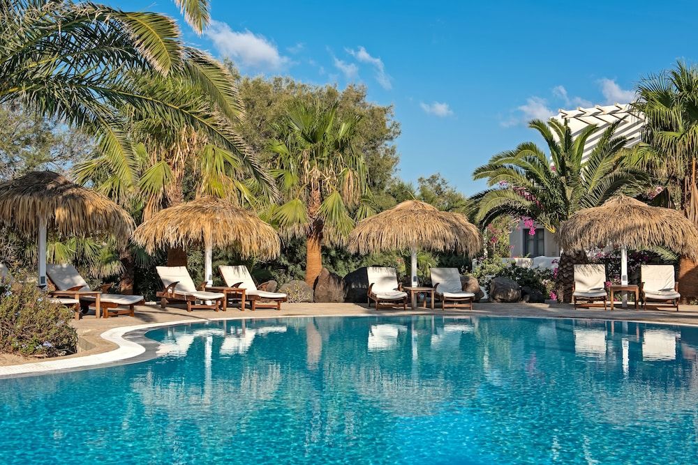 Atlantis Beach Villa image