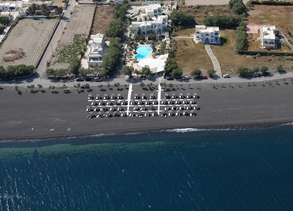 Atlantis Beach Villa — Beach in Perissa, South Aegean