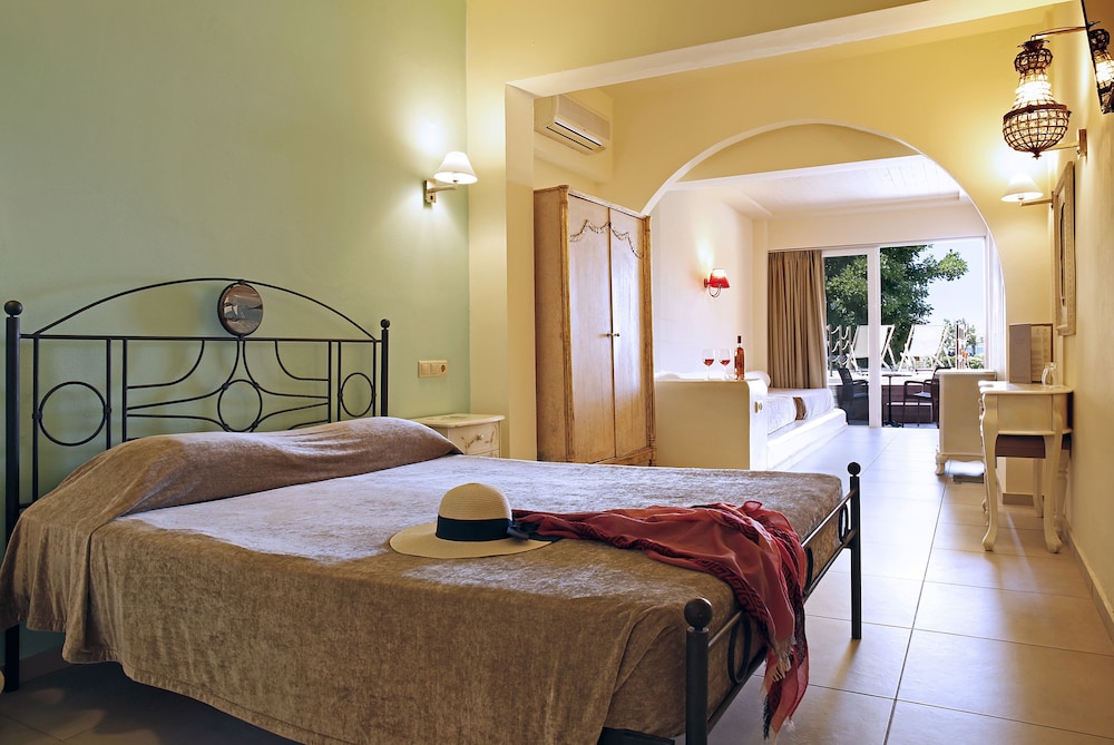 Orpheas Resort - Adults Only — Hotel rooms in Georgioupolis