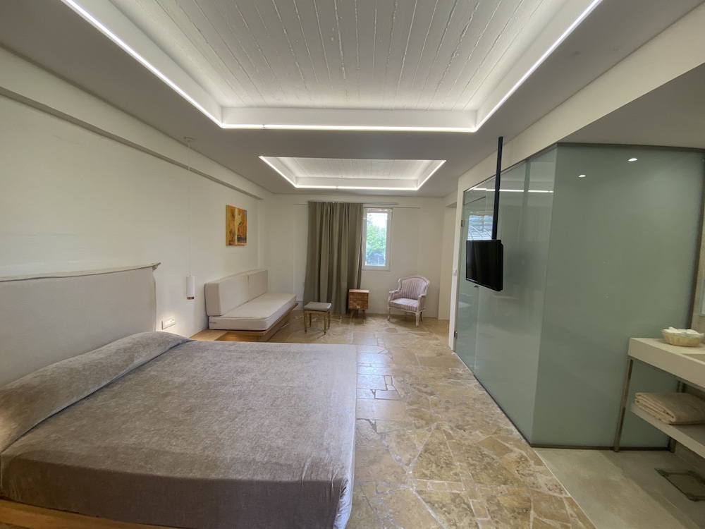 Orpheas Resort - Adults Only — Hotel rooms in Georgioupolis