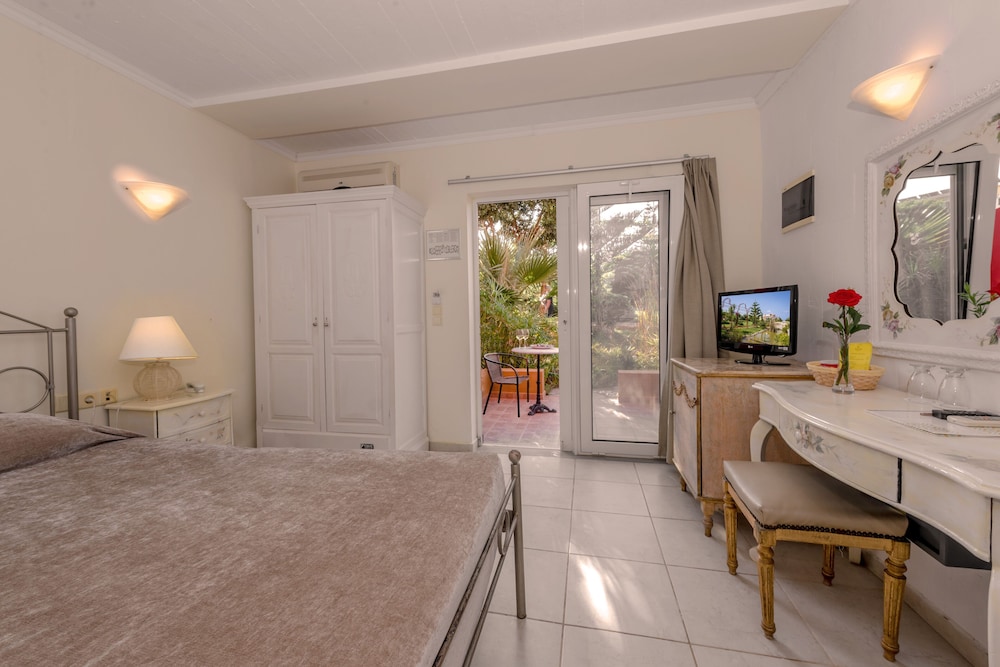 Orpheas Resort - Adults Only — Hotel rooms in Georgioupolis