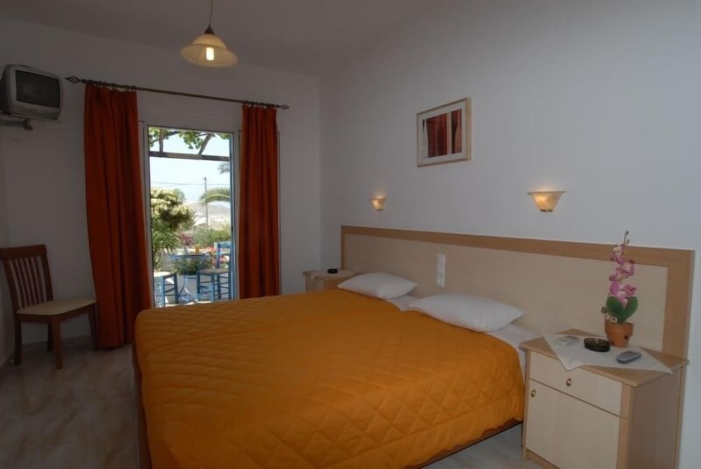 Sofia Village — Hotel rooms in Mykonos Town, South Aegean