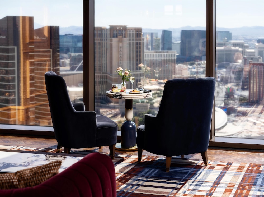Las Vegas Hilton at Resorts World — Restaurant & bars in Las Vegas, Nevada