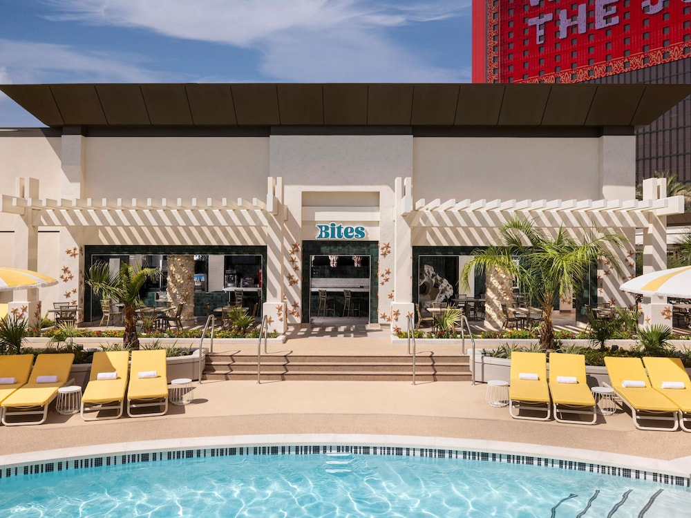 Las Vegas Hilton at Resorts World — Restaurant & bars in Las Vegas, Nevada