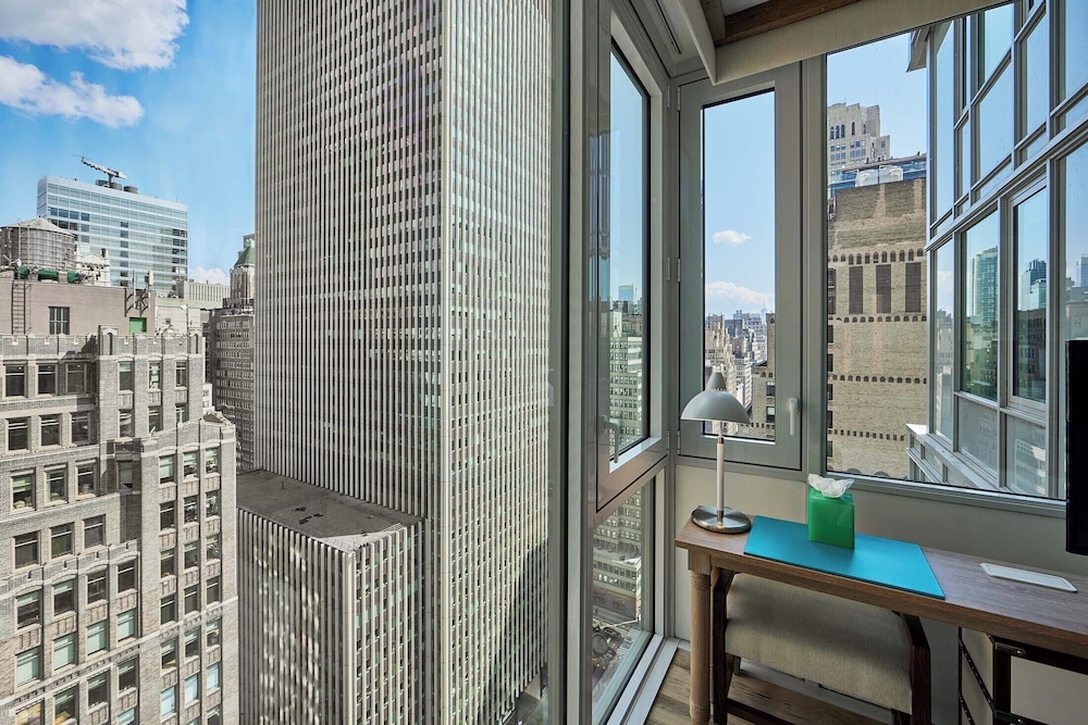 Margaritaville Resort Times Square — Hotel rooms in New York City, New York State