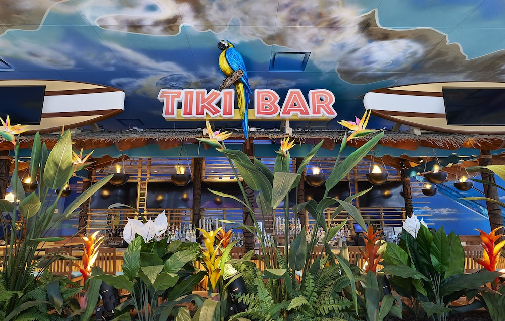 Margaritaville Resort Times Square — Restaurant & bars in New York City, New York State