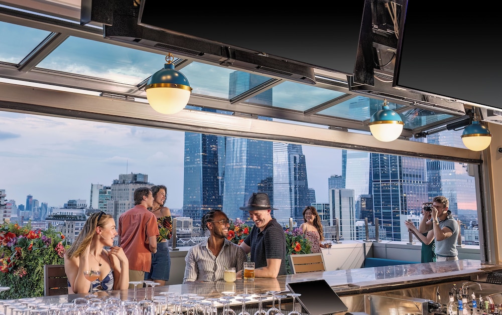 Margaritaville Resort Times Square — Restaurant & bars in New York City, New York State
