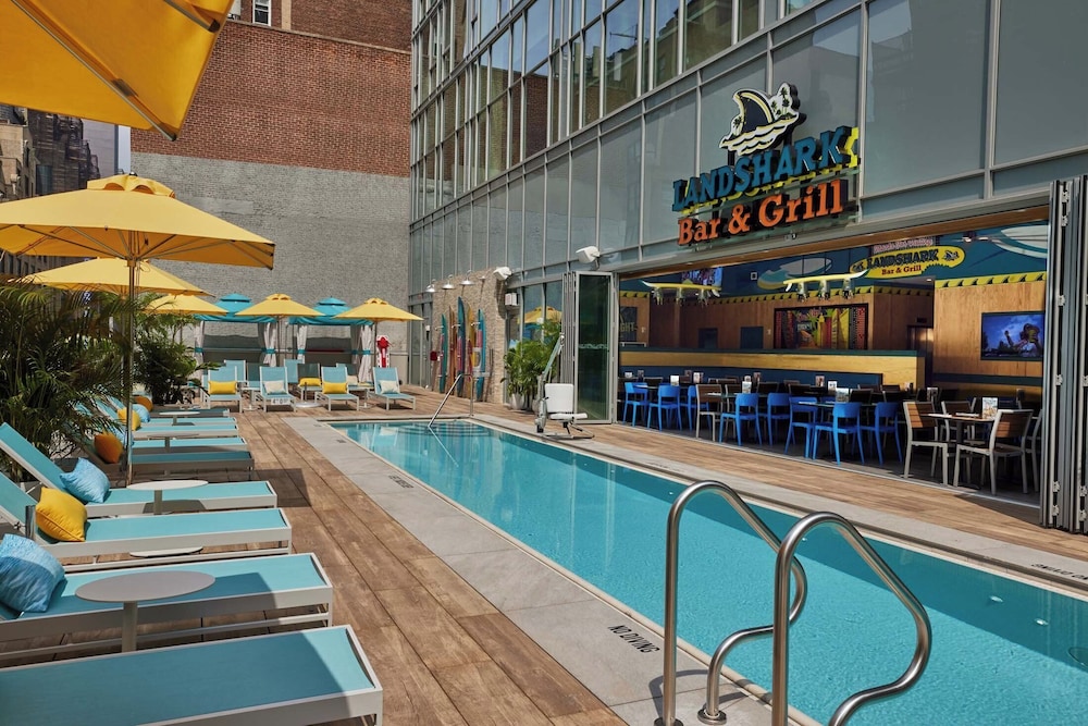 Margaritaville Resort Times Square — Swimming pool in New York City, New York State