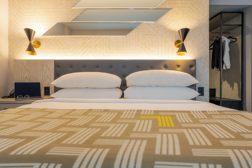 Pestana CR7 Times Square — Hotel rooms in New York City, New York State