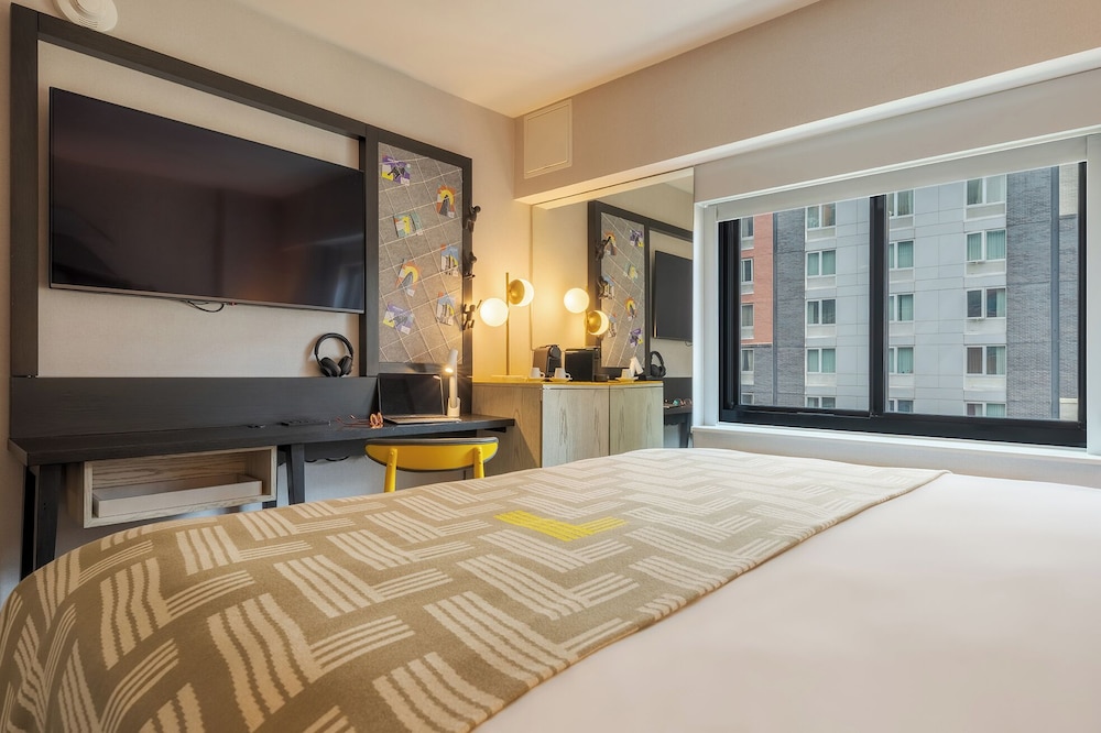 Pestana CR7 Times Square — Hotel rooms in New York City, New York State