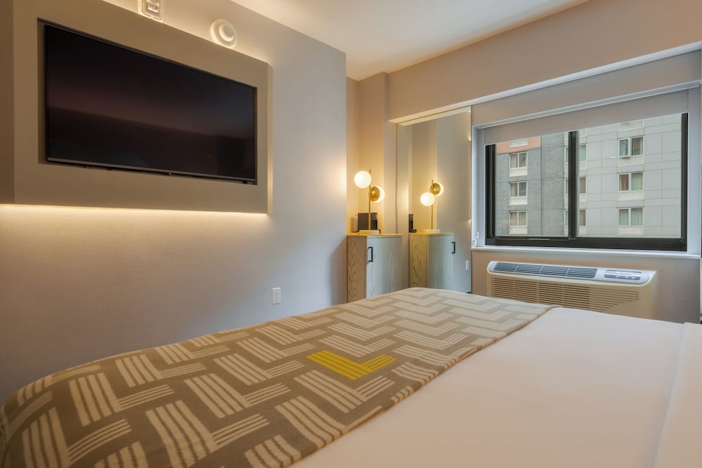 Pestana CR7 Times Square — Hotel rooms in New York City, New York State