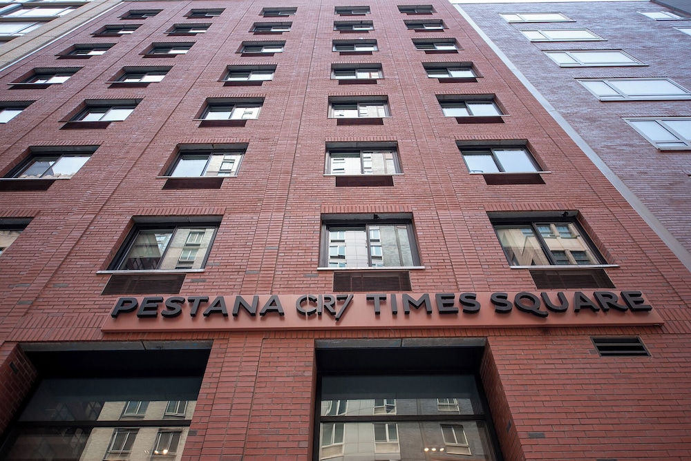 Pestana CR7 Times Square — Hotel building in New York City, New York State
