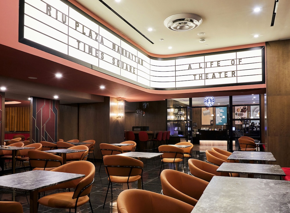 Hotel Riu Plaza Manhattan Times Square — Restaurant & bars in New York City, New York State