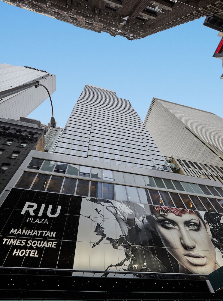 Hotel Riu Plaza Manhattan Times Square — Attractions in the area in New York City, New York State