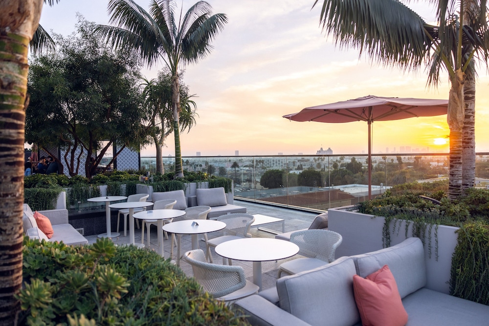 The Godfrey Hotel Hollywood — Restaurant & bars in Los Angeles, California