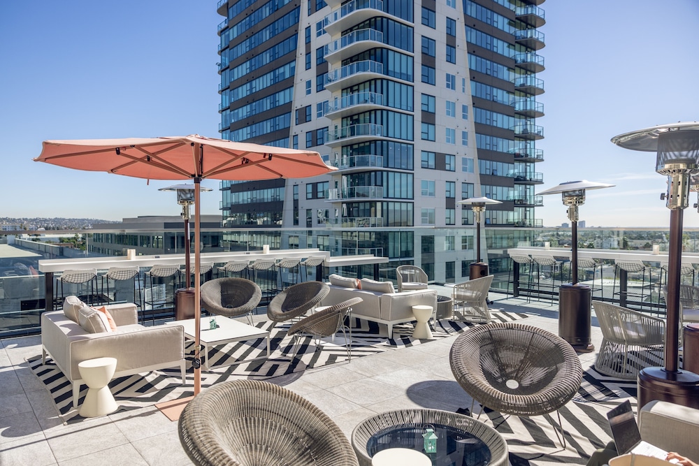 The Godfrey Hotel Hollywood — Restaurant & bars in Los Angeles, California