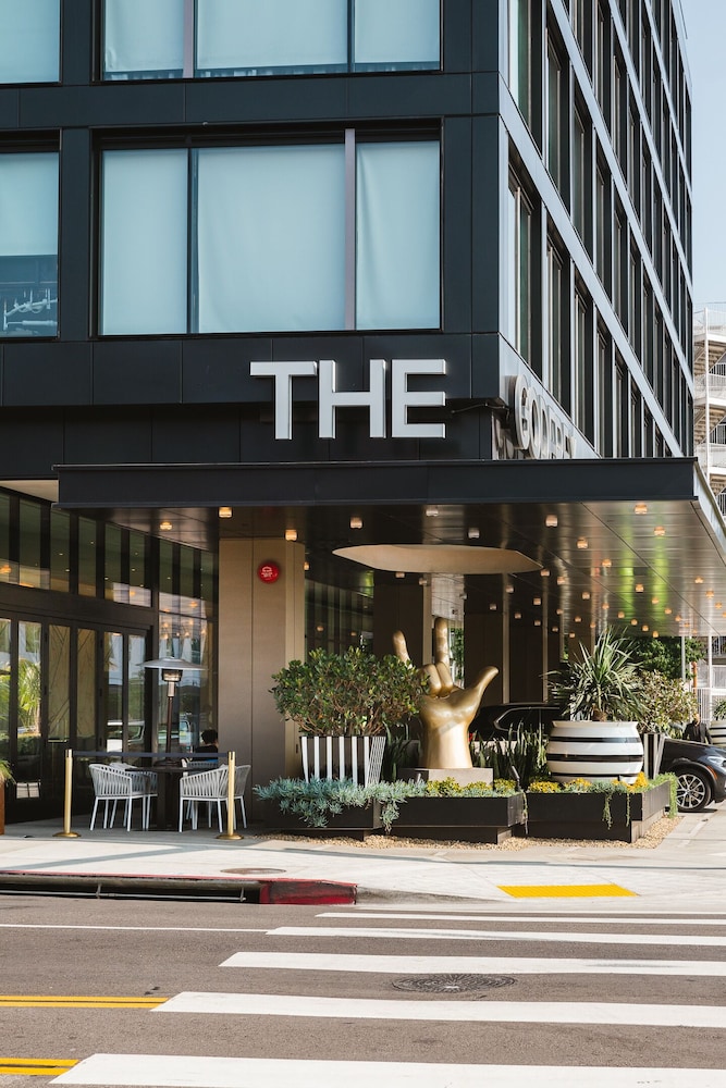 The Godfrey Hotel Hollywood — Hotel building in Los Angeles, California