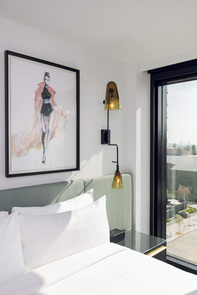 The Godfrey Hotel Hollywood — Hotel rooms in Los Angeles, California
