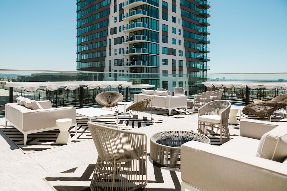 The Godfrey Hotel Hollywood — Hotel building in Los Angeles, California