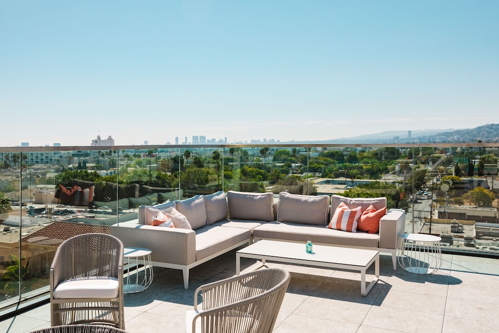 The Godfrey Hotel Hollywood — Restaurant & bars in Los Angeles, California