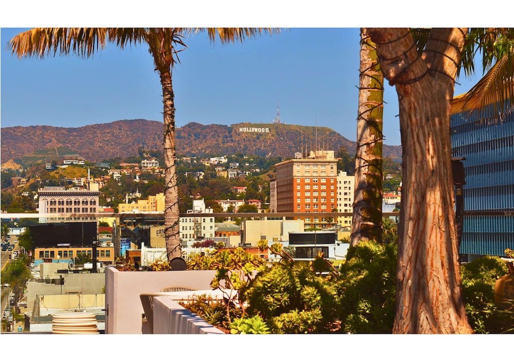 The Godfrey Hotel Hollywood — Attractions in the area in Los Angeles, California