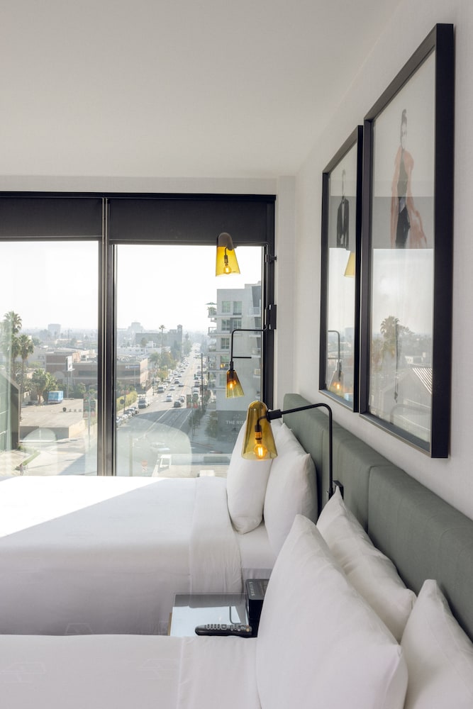 The Godfrey Hotel Hollywood — Hotel rooms in Los Angeles, California