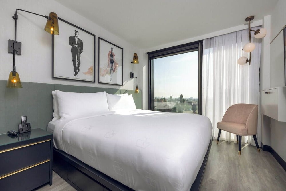 The Godfrey Hotel Hollywood — Hotel rooms in Los Angeles, California