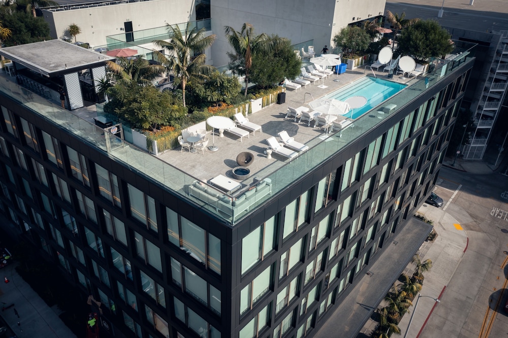 The Godfrey Hotel Hollywood — Hotel building in Los Angeles, California