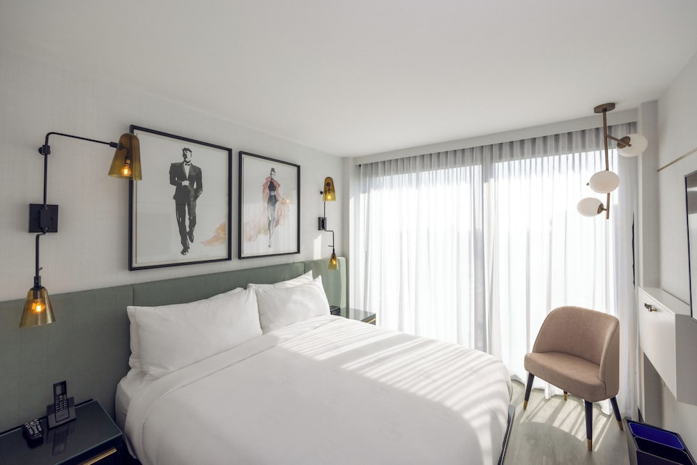 The Godfrey Hotel Hollywood — Hotel rooms in Los Angeles, California