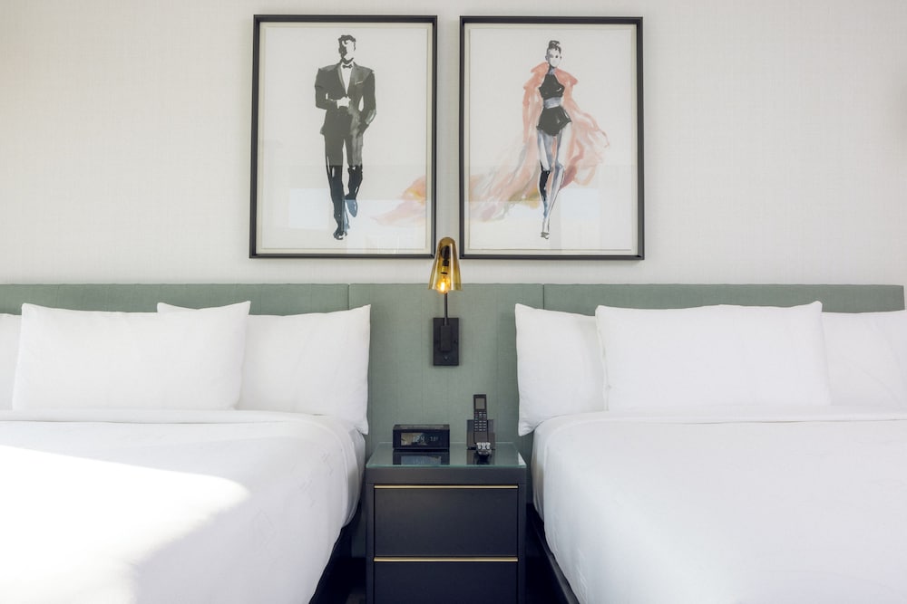 The Godfrey Hotel Hollywood — Hotel rooms in Los Angeles, California