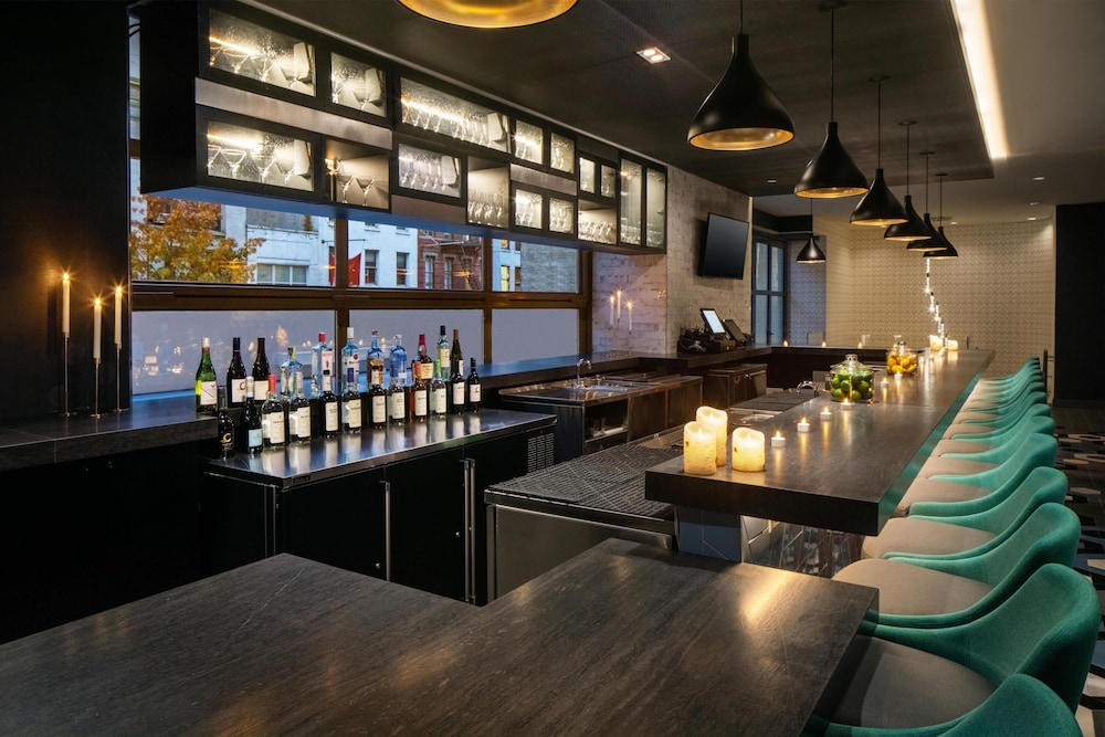 Hyatt Place New York / Chelsea — Restaurant & bars in New York City, New York State