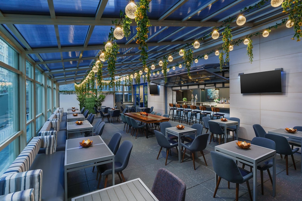 Hyatt Place New York / Chelsea — Restaurant & bars in New York City, New York State