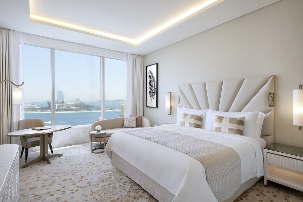 The St. Regis Dubai, The Palm — Hotel rooms in Dubai