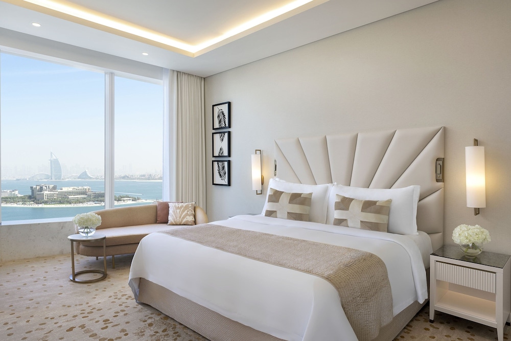 The St. Regis Dubai, The Palm — Hotel rooms in Dubai