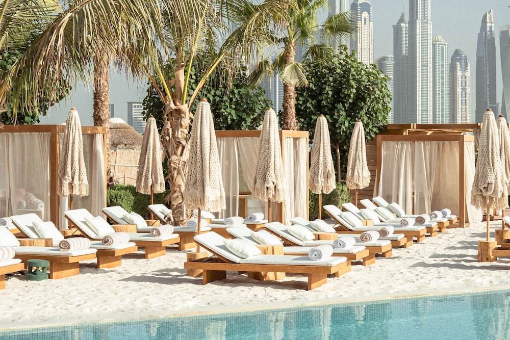 The St. Regis Dubai, The Palm — Swimming pool in Dubai
