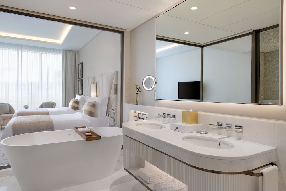 The St. Regis Dubai, The Palm — Hotel rooms in Dubai