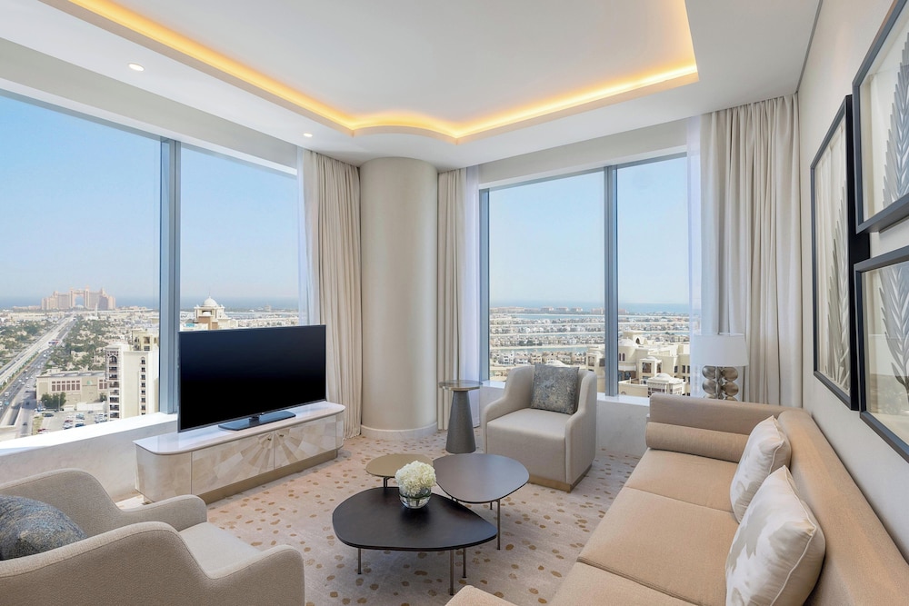 The St. Regis Dubai, The Palm — Hotel rooms in Dubai