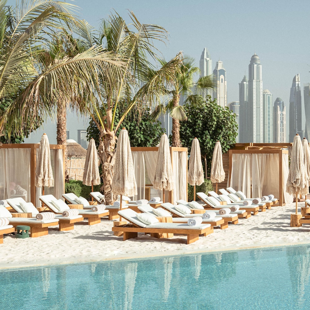 The St. Regis Dubai, The Palm — Swimming pool in Dubai