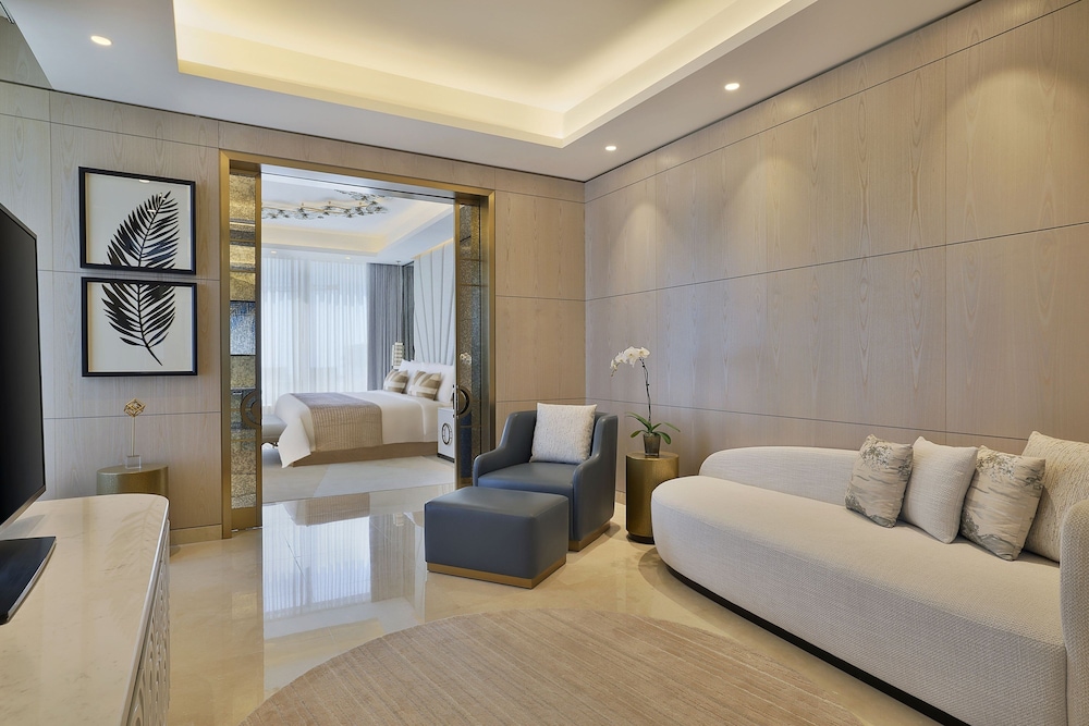 The St. Regis Dubai, The Palm — Hotel rooms in Dubai