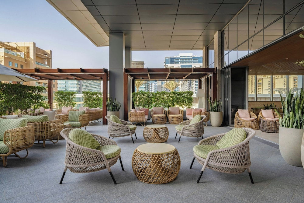 The St. Regis Dubai, The Palm — Restaurant & bars in Dubai