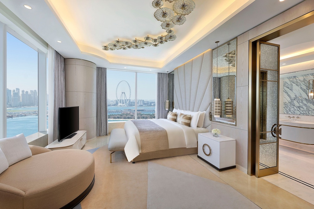 The St. Regis Dubai, The Palm — Hotel rooms in Dubai