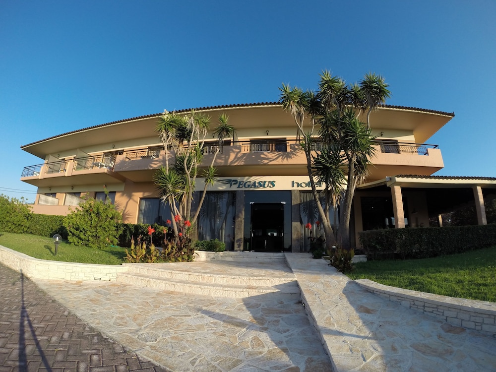 Pegasus Hotel — Hotel building in Roda, Ionian Islands