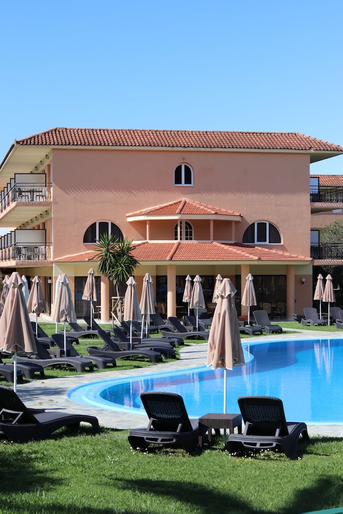 Pegasus Hotel — Swimming pool in Roda, Ionian Islands