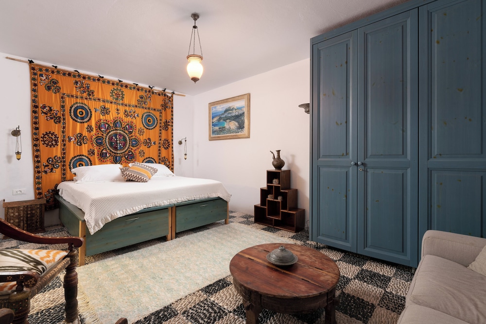 Melenos Art Boutique Hotel — Hotel rooms in Lindos, South Aegean