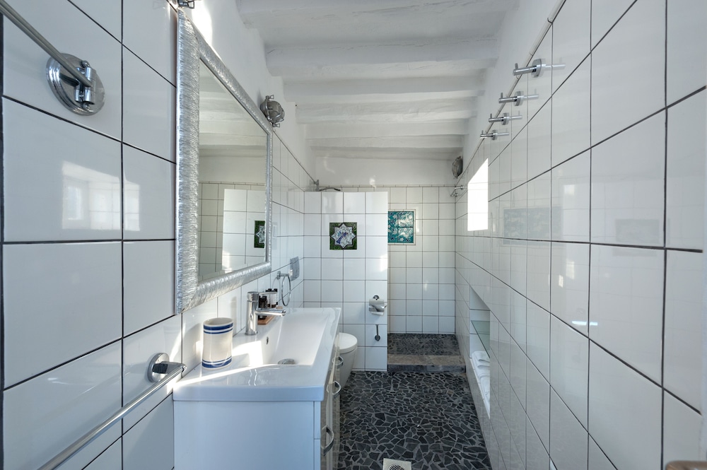 Melenos Art Boutique Hotel — Hotel rooms in Lindos, South Aegean