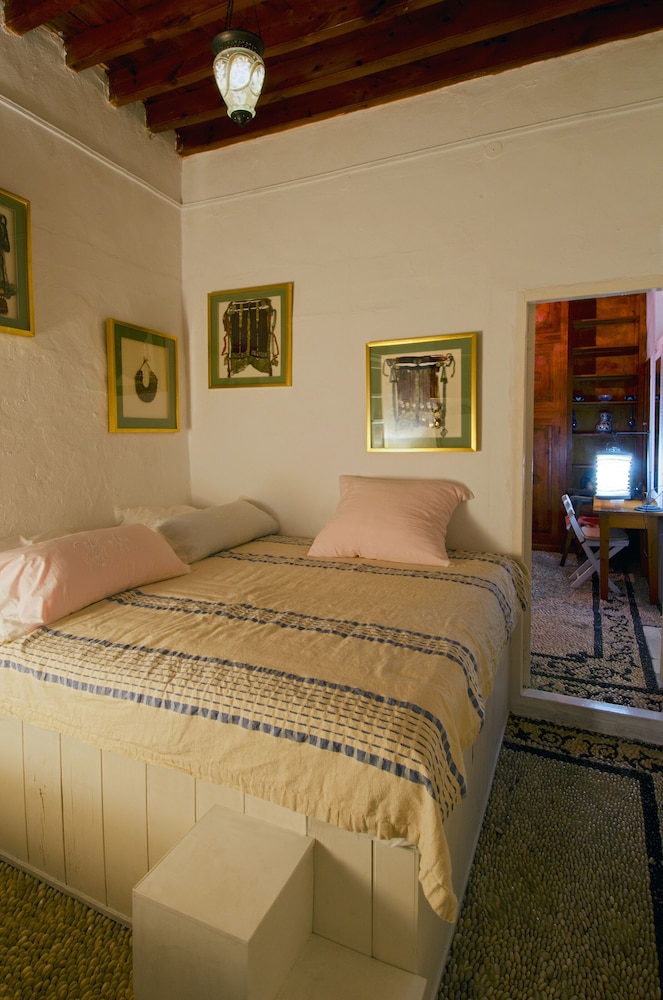 Melenos Art Boutique Hotel — Hotel rooms in Lindos, South Aegean